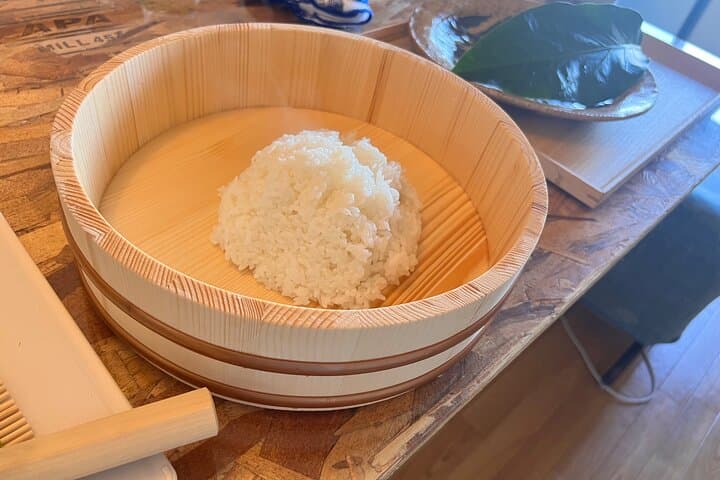 Traditional Japanese Sushi Culinary Experience — photo 5