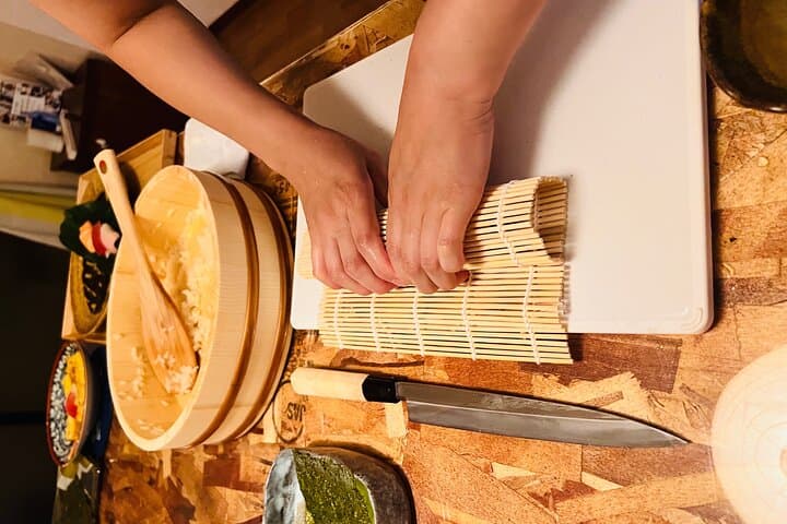 Traditional Japanese Sushi Culinary Experience — photo 6