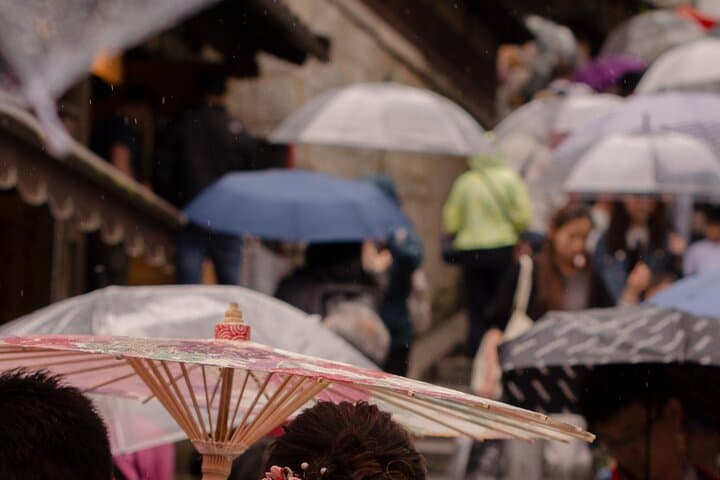2 Hour Guided Gion Tour: Explore Kyoto’s Historic Geisha District — photo 18