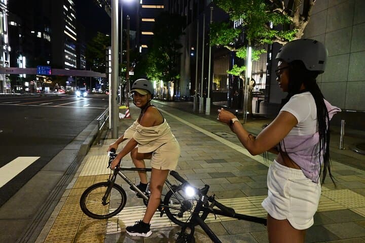 2-Hour Tokyo Night Bike Tour: Shibuya, City Lights & Tokyo Tower — photo 11