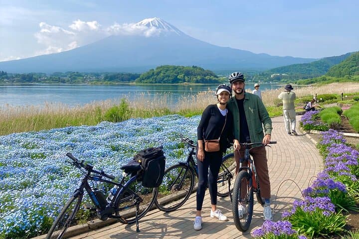 Lake Kawaguchi Explorer: E-Bike Guided Tour — photo 7