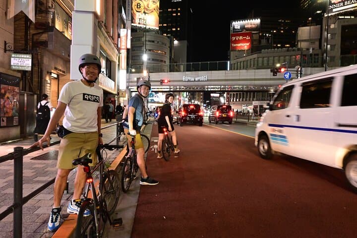 2-Hour Tokyo Night Bike Tour: Shibuya, City Lights & Tokyo Tower — photo 15