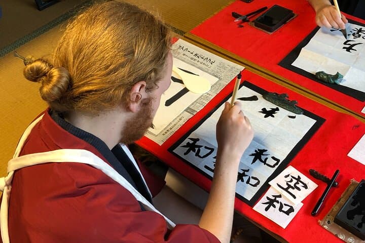 Kimono and Calligraphy Experience in Miyajima — photo 7