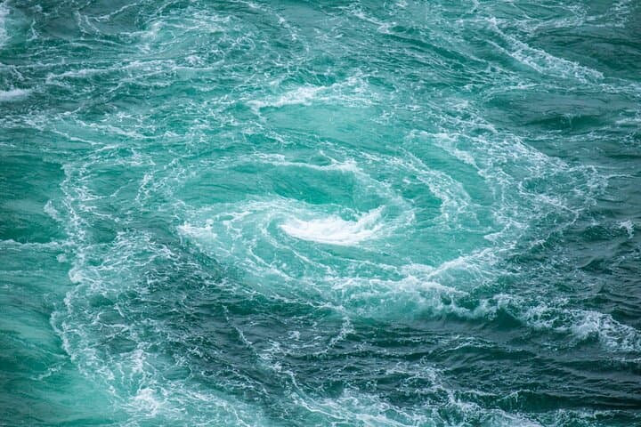 Naruto Whirlpools and Art by Private Car from Osaka — photo 2