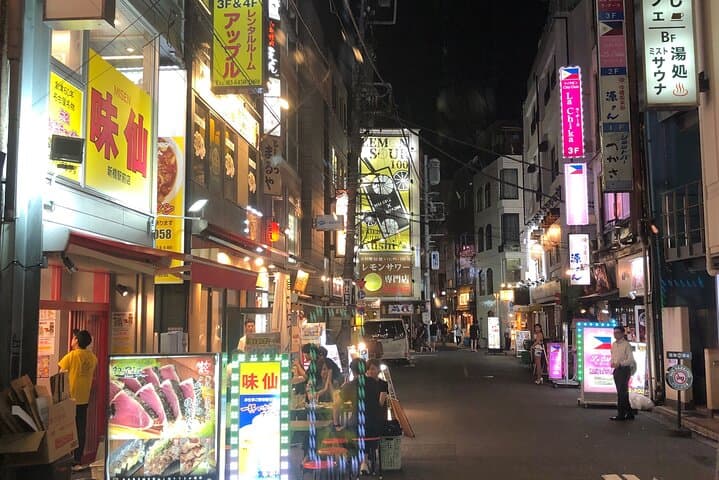 Tokyo's Bizarre Pub Hopping Tours (Personalized and Localized) — photo 13