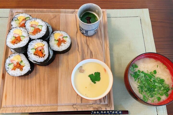 Sushi Roll and Side Dish Cooking Experience in Tokyo — photo 4