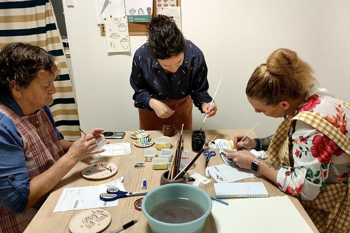 2 Hours Private Painting of Ceramics in Osaka — photo 5