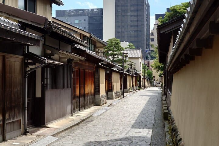 Full-Day Tour from Kanazawa: Samurai, Matcha, Gardens and Geisha — photo 5