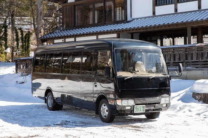Private roundtrip transport: to/from Snow Monkey Park — photo 3