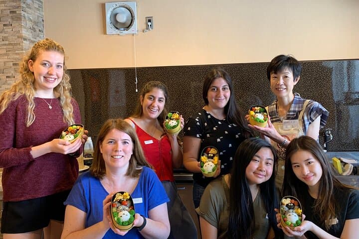 Making a bento box with cute character look in Japan — photo 14