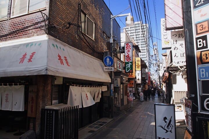 Anime fans ! Explore Nakano Broadway ( Dragonball, Naruto etc.) — photo 3