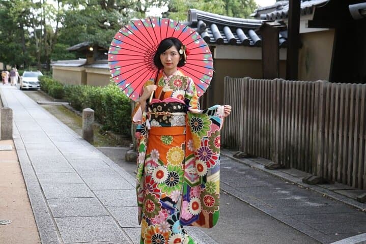 Kyoto: Family-Friendly Kimono & Yukata Experience at WARGO — photo 5
