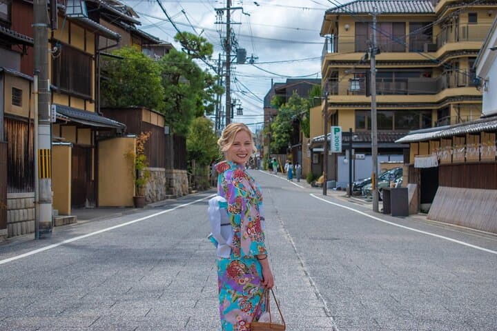 Takashi's local food adventure through Gion Kyoto tips of Ramen — photo 12