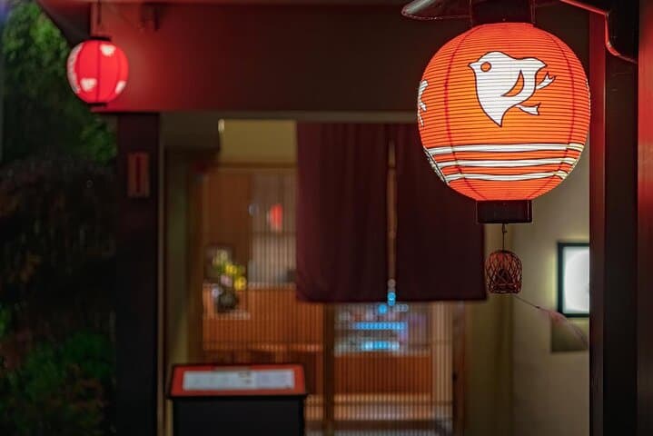 Private Evening Walking Tour Kyoto Cultural Night Districts — photo 2