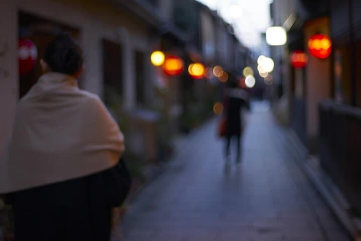 Private Evening Walking Tour Kyoto Cultural Night Districts — photo 6