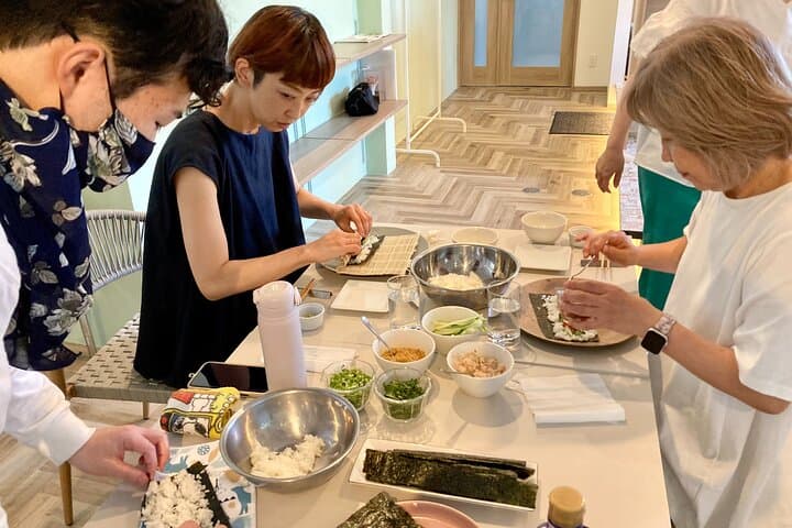 Osaka Sushi Cooking Class — photo 12
