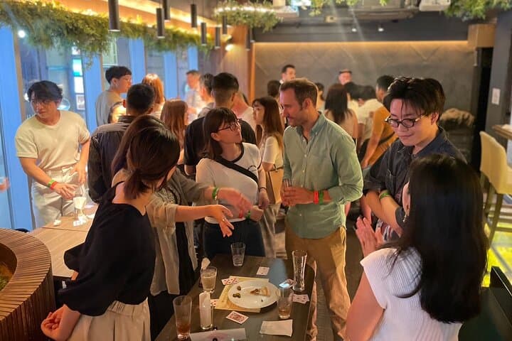 All We Can Drink and Make Friend Can Come Alone Party in Shinjuku — photo 20