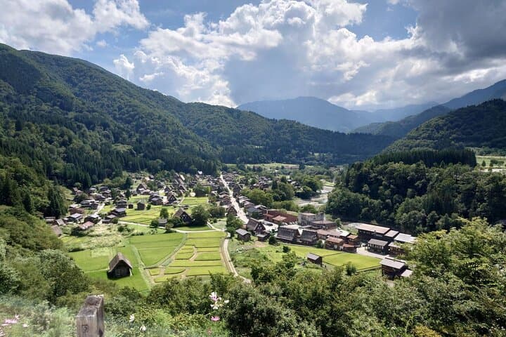 Private Tour From Kanazawa to Takayama and Shirakawa-go — photo 9