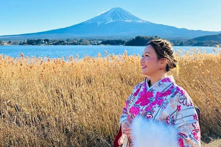 Kimono Experience at Fujisan Culture Gallery with Tea lesson — photo 8
