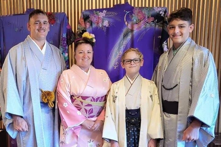 Kimono Experience at Fujisan Culture Gallery with Tea lesson — photo 6
