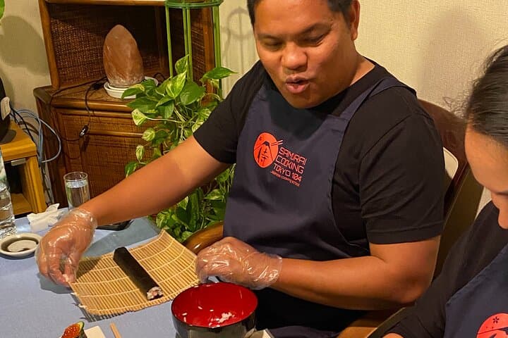 Experience Sushi Making Class in Tokyo — photo 12