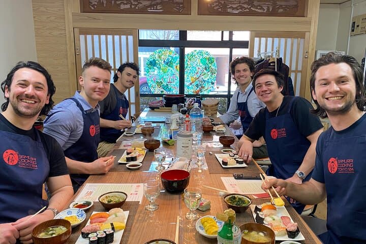 Experience Sushi Making Class in Tokyo — photo 14