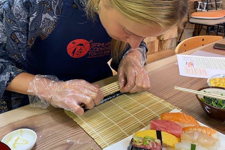 Experience Sushi Making Class in Tokyo — photo 17