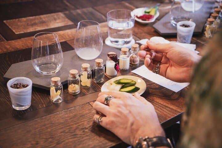 Sake Omakase in Tokyo: Guided Tasting by Certified Sommeliers — photo 7