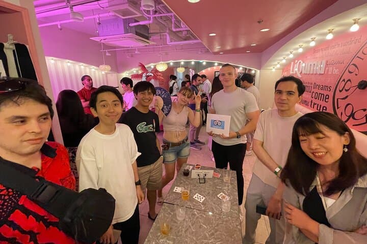 Tok­yo Locals & Traveller can come alone Party experience Shibuya — photo 13