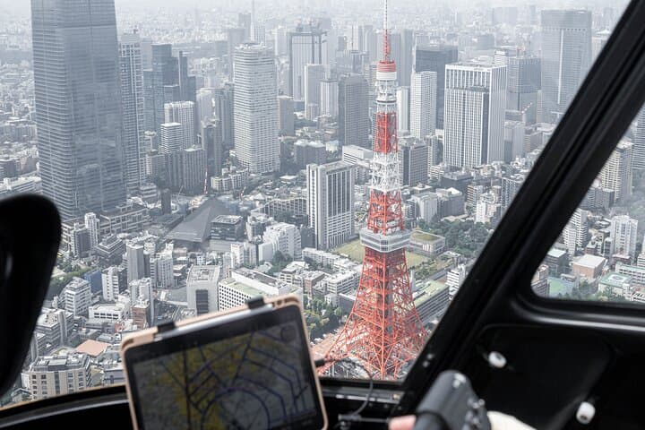 Tokyo Helicopter Tour (10-min)+ Private Car Pickup & Drop off — photo 9