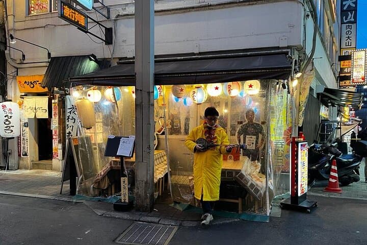 Cook an Okonomiyaki at restaurant & Walking Tour in Ueno — photo 8