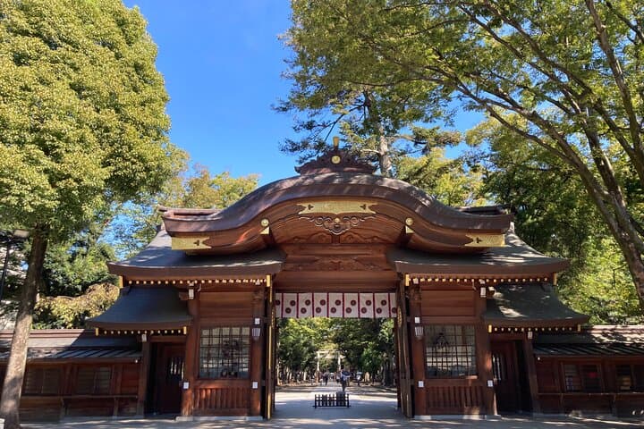 Walk Around Okunitama Shrine Private Tour in Tokyo — photo 3