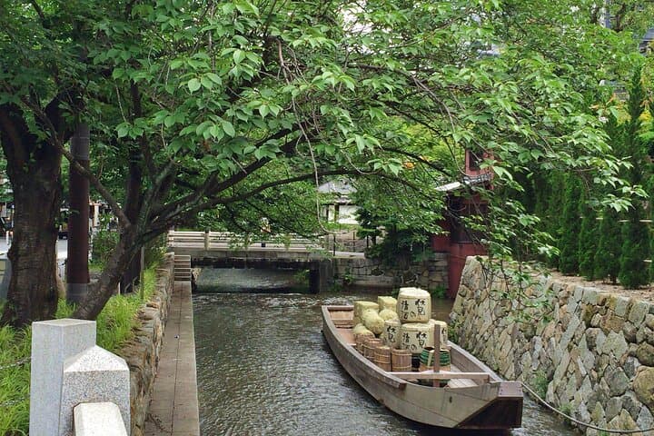 Japanese Sake Breweries Tour in Fushimi Kyoto — photo 8