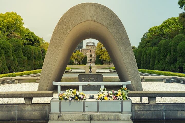 The Peace Memorial to Miyajima : Icons of Peace and Beauty — photo 7
