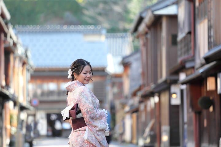 Photoshoot session by professional photographer in Kanazawa — photo 6