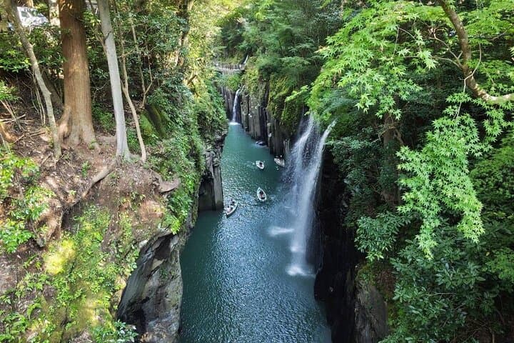 One-Day Customized Minami-Aso & Takachiho Tour — photo 2