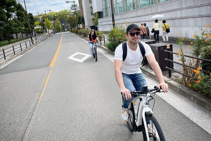 Osaka E-Bike Tour with a Local Guide — photo 4