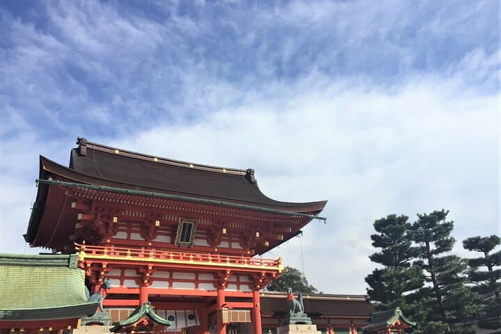 Fushimi Inari Mountain Hiking Tour with a Local Guide — photo 5
