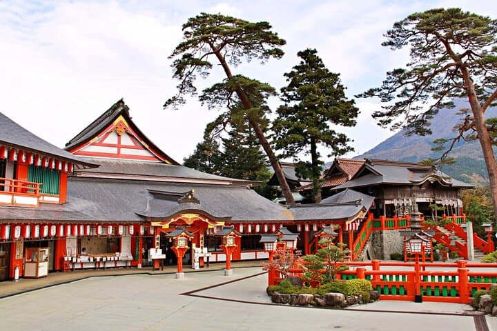 Fushimi Inari Mountain Hiking Tour with a Local Guide — photo 4