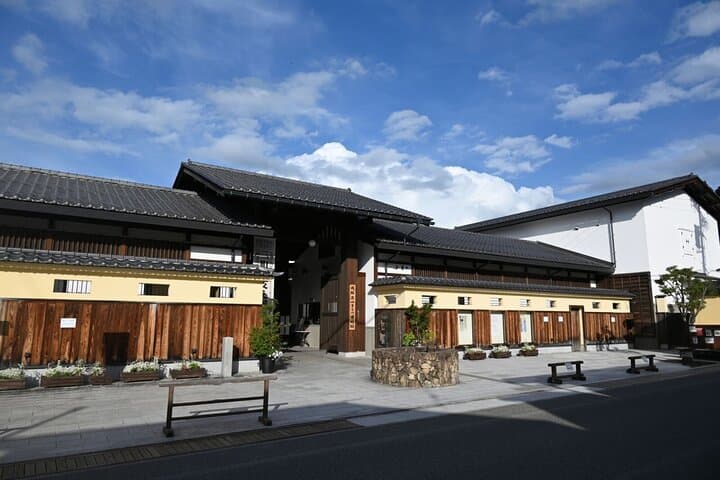 Full-Day Tour: Immerse in Takayama's History and Temples — photo 6