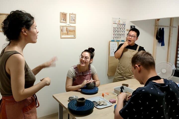 Osaka: Private Japanese Traditional Ceramics Experience — photo 10