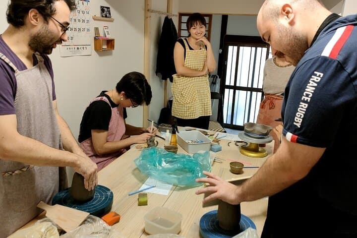 Osaka: Private Japanese Traditional Ceramics Experience — photo 9