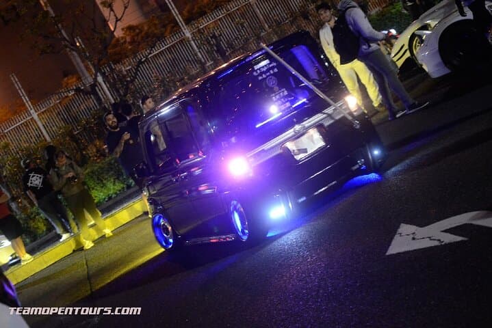 Luxury van Ride to famous car meet up spot Daikoku — photo 20
