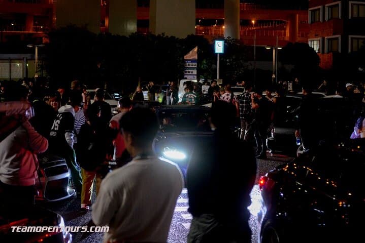 Luxury van Ride to famous car meet up spot Daikoku — photo 17