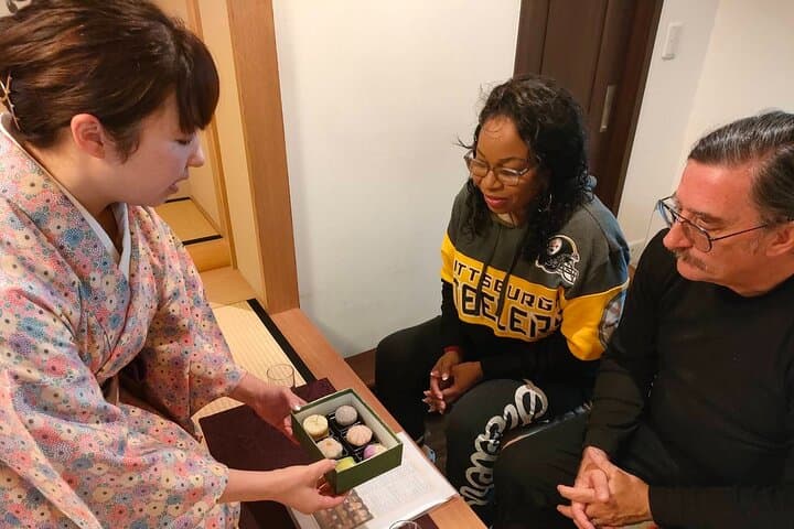 Hidden Flavors of Yanaka Friendly Walking Food Tour with Guide — photo 7