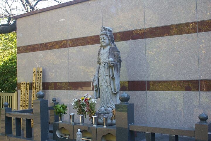 Private Calligraphy class and Tokyo Great Buddha area walking — photo 16