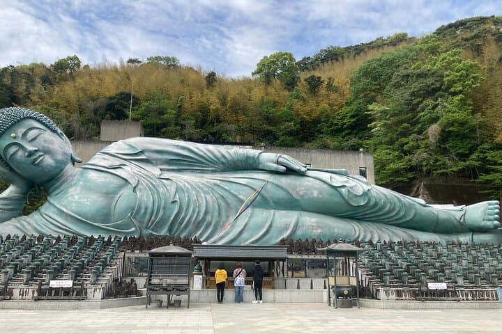 Fukuoka Culture and Gourmet sightseeing Tour