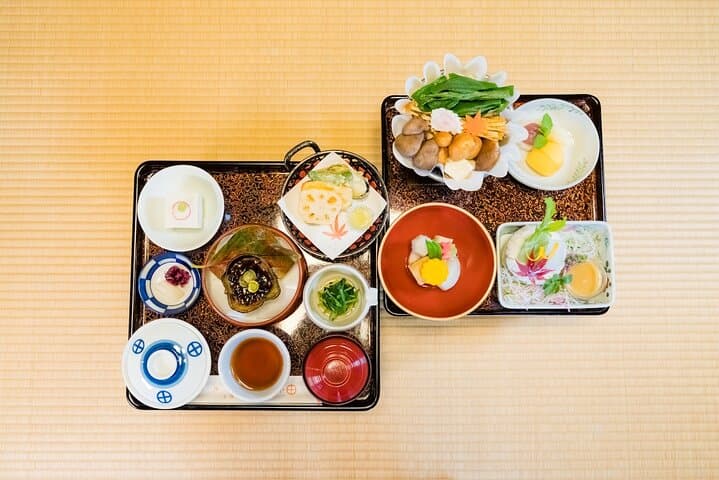 7 Hours Tour Enjoyment Light Plan in Koyasan — photo 5