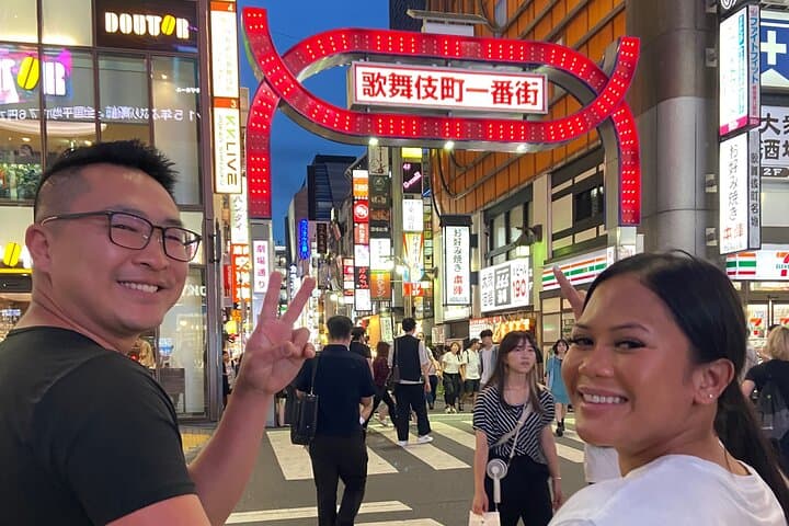 Bar Hopping Tour with a local Guide in Shinjuku — photo 20