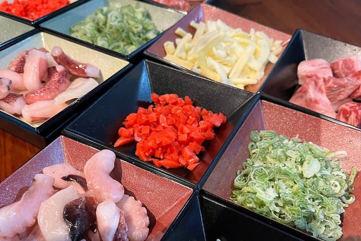 Osaka Sake Tasting & Takoyaki Cooking Experience — photo 12